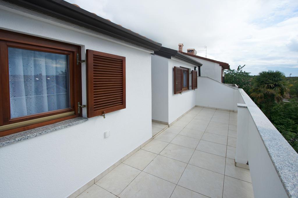Apartments Ava Πόρετς Εξωτερικό φωτογραφία